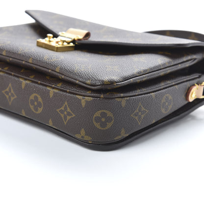 Louis Vuitton Monogram Pochette Metis 6 of 9