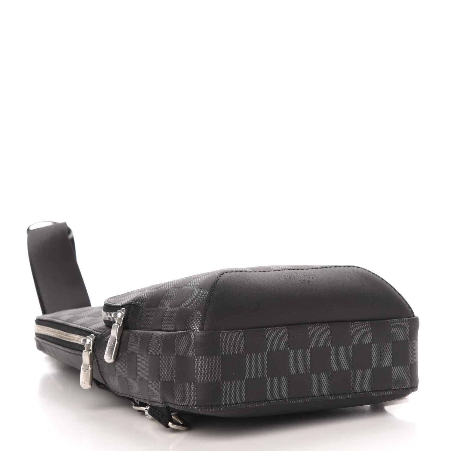 Louis Vuitton Damier Infini Avenue Sling Bag Onyx Silver 3 of 9