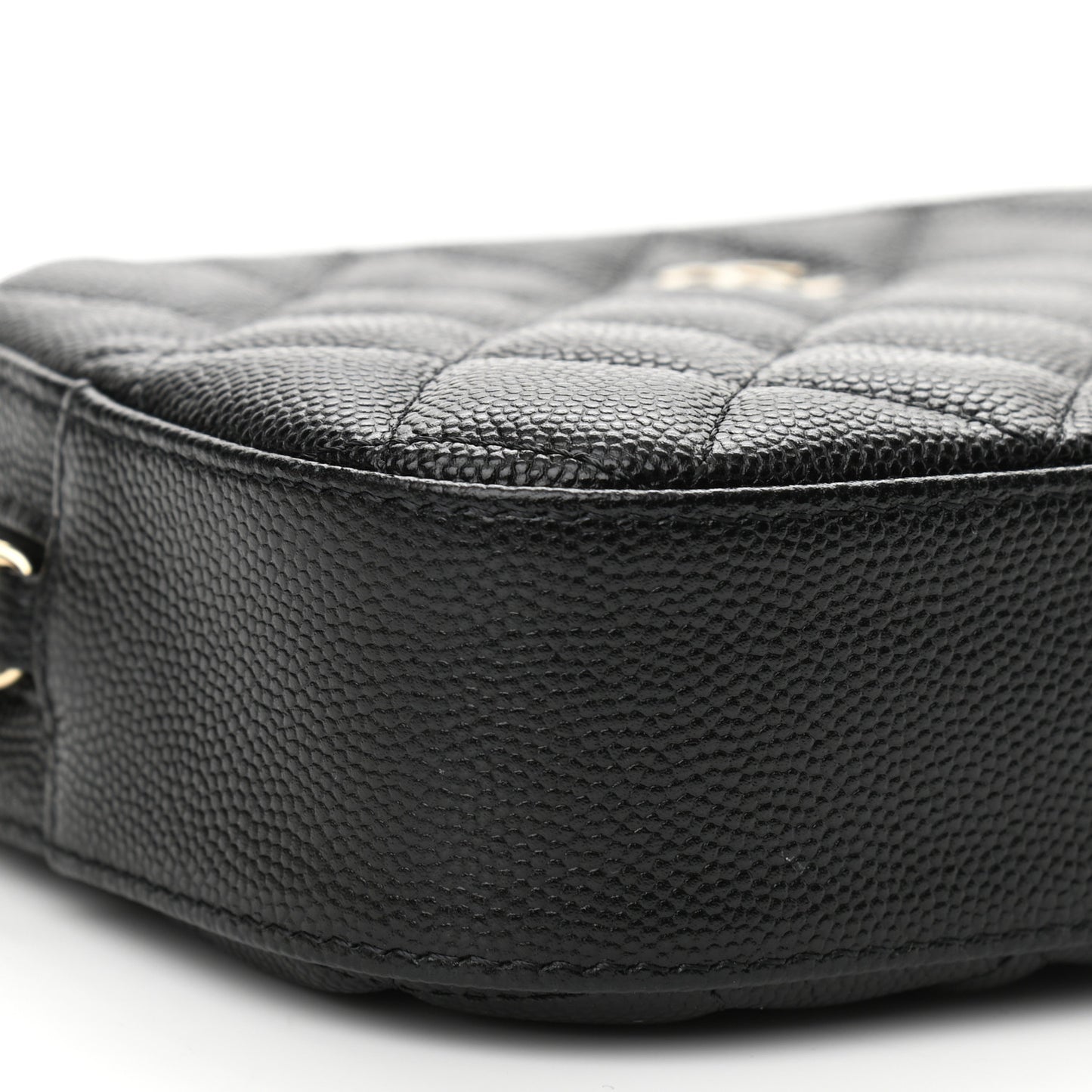 Caviar Quilted Vanity With Chain Black