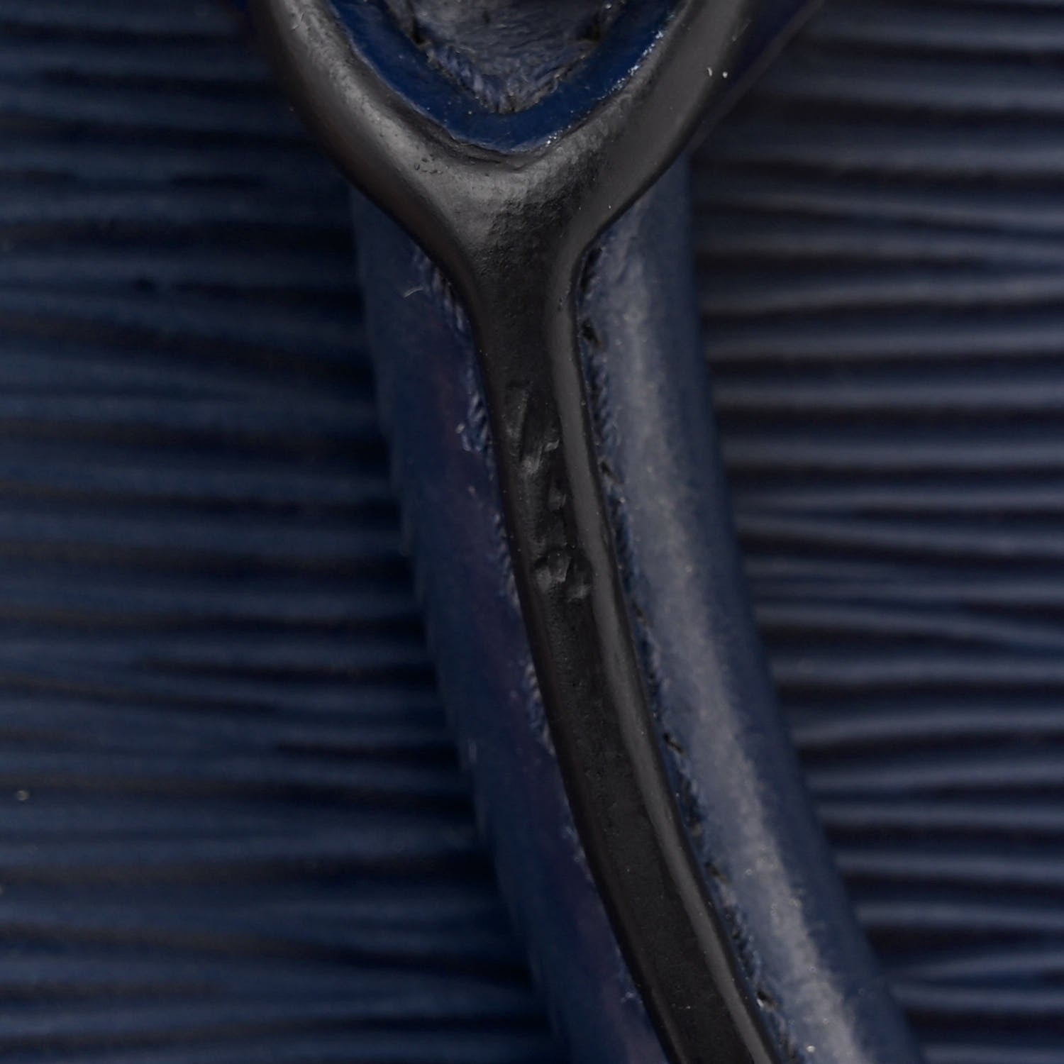 Louis Vuitton Epi Alma BB Indigo 11 of 15