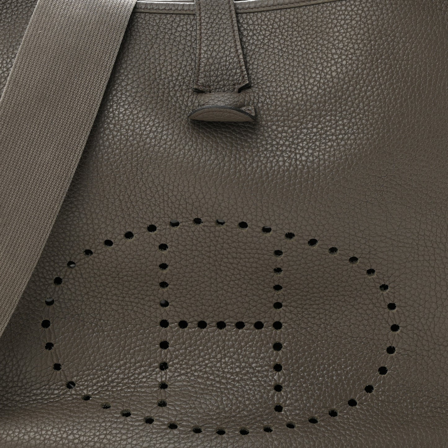 Taurillon Clemence Evelyne III GM Etain