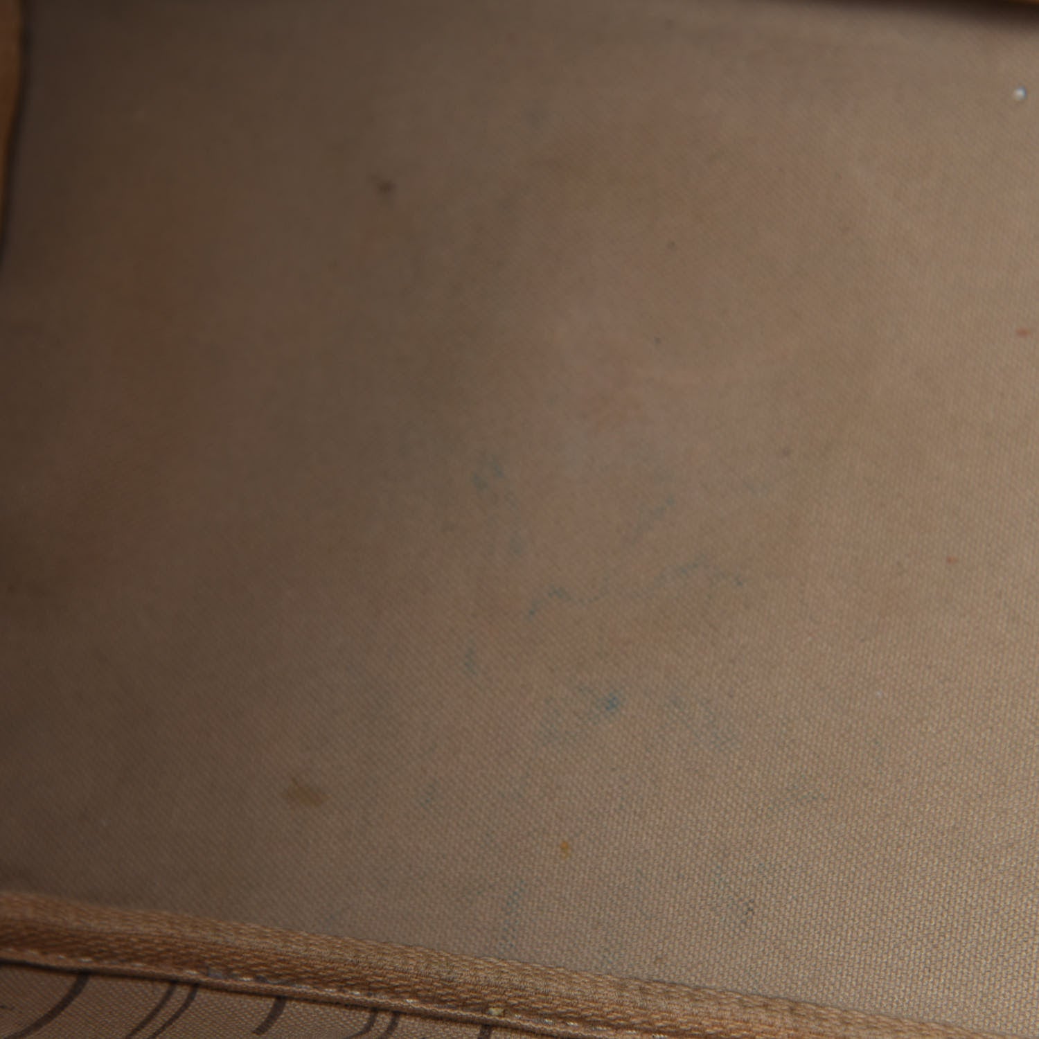 Louis Vuitton Monogram Neverfull MM 11 of 15
