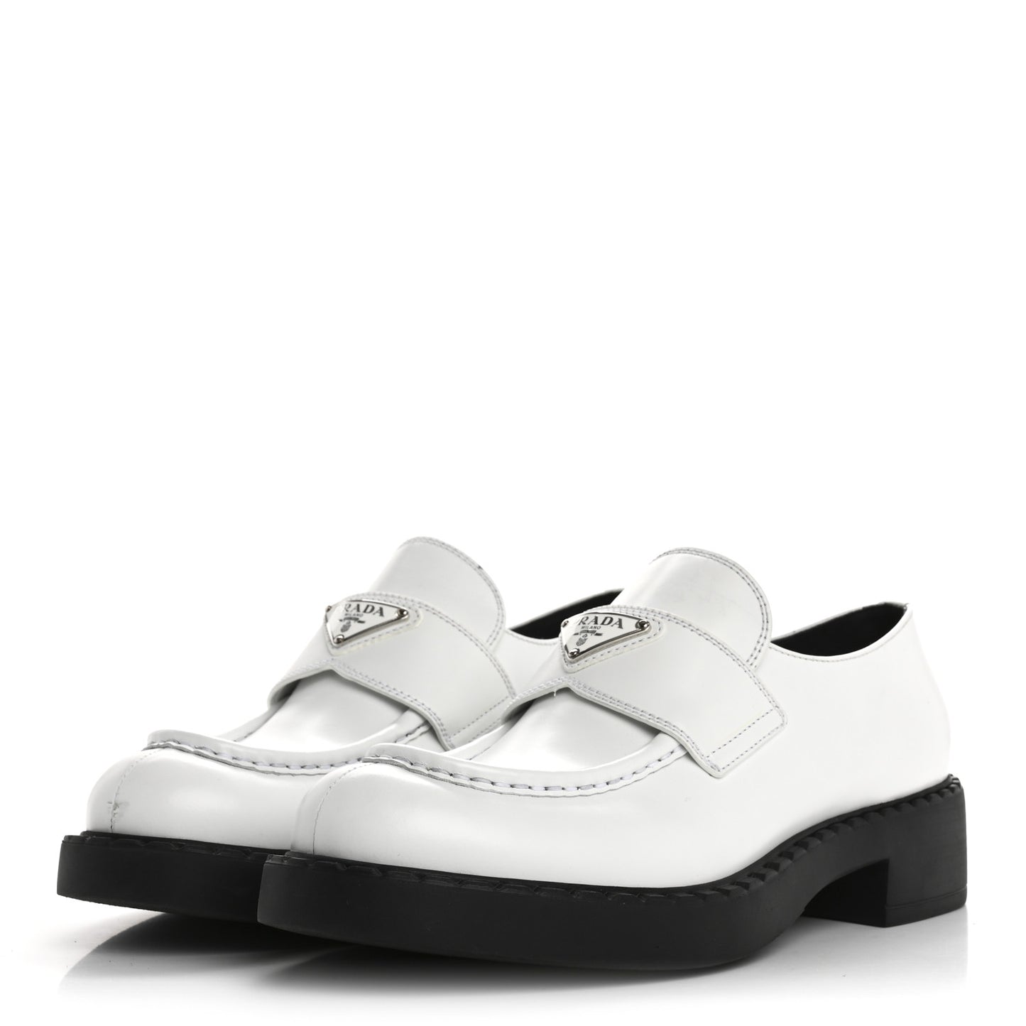 Spazzolato Metal Triangle Logo 50mm Loafers 40.5 White Black