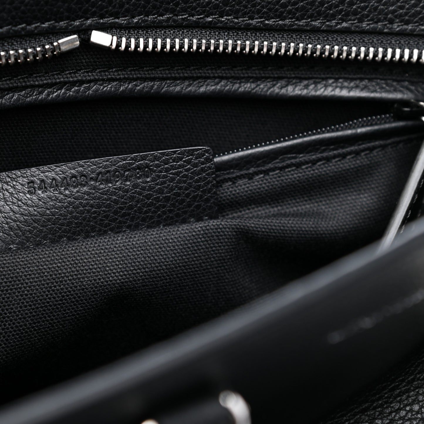 Pebbled Calfskin Small Skull Padlock Zip Around Tote Black