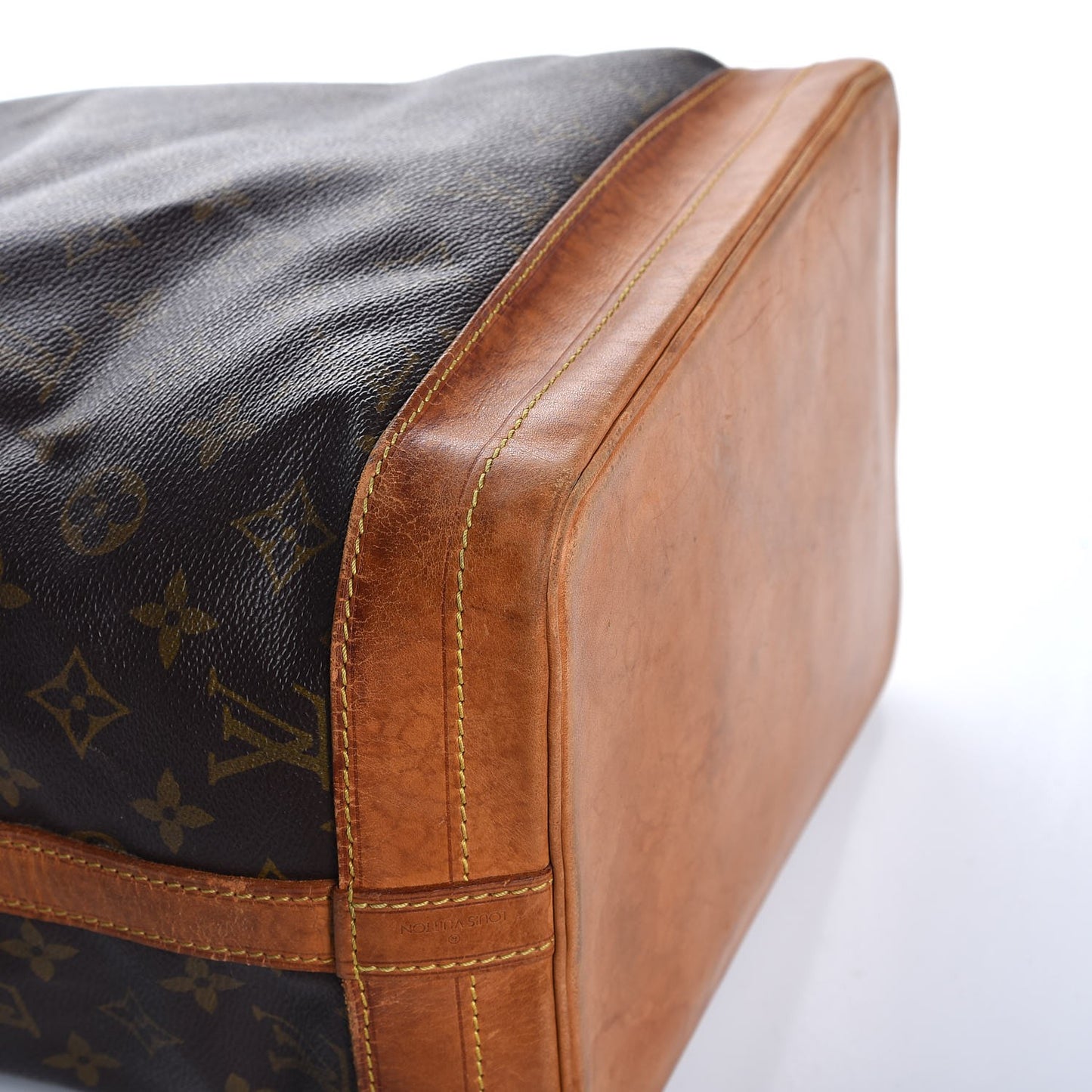 Monogram Noe