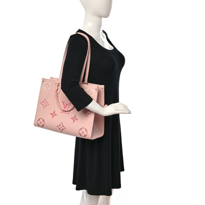 Louis Vuitton Empreinte Monogram Giant Onthego MM Degrade Rose 2 of 9