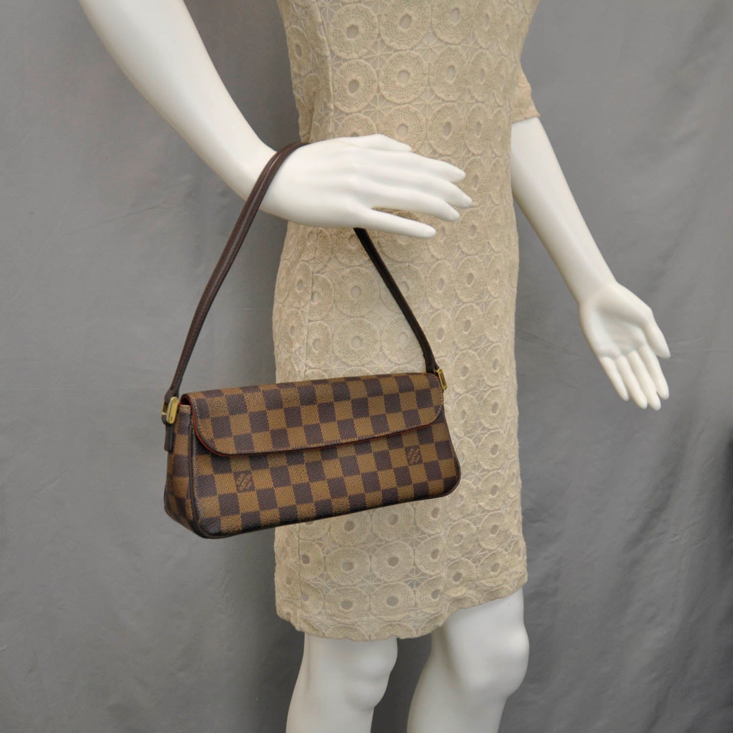 Louis Vuitton Damier Ebene Recoleta 2 of 10