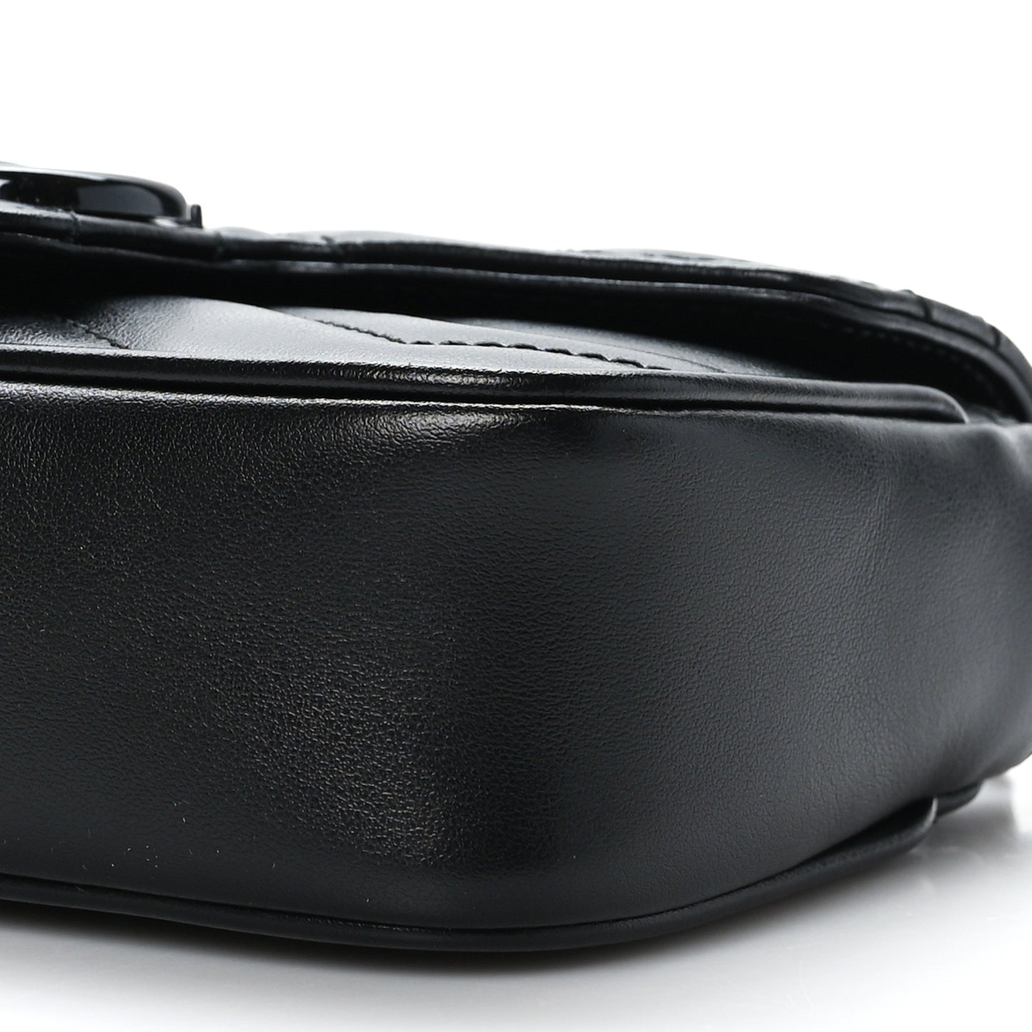 Calfskin Matelasse Monochrome GG Marmont Chain Belt Bag Black