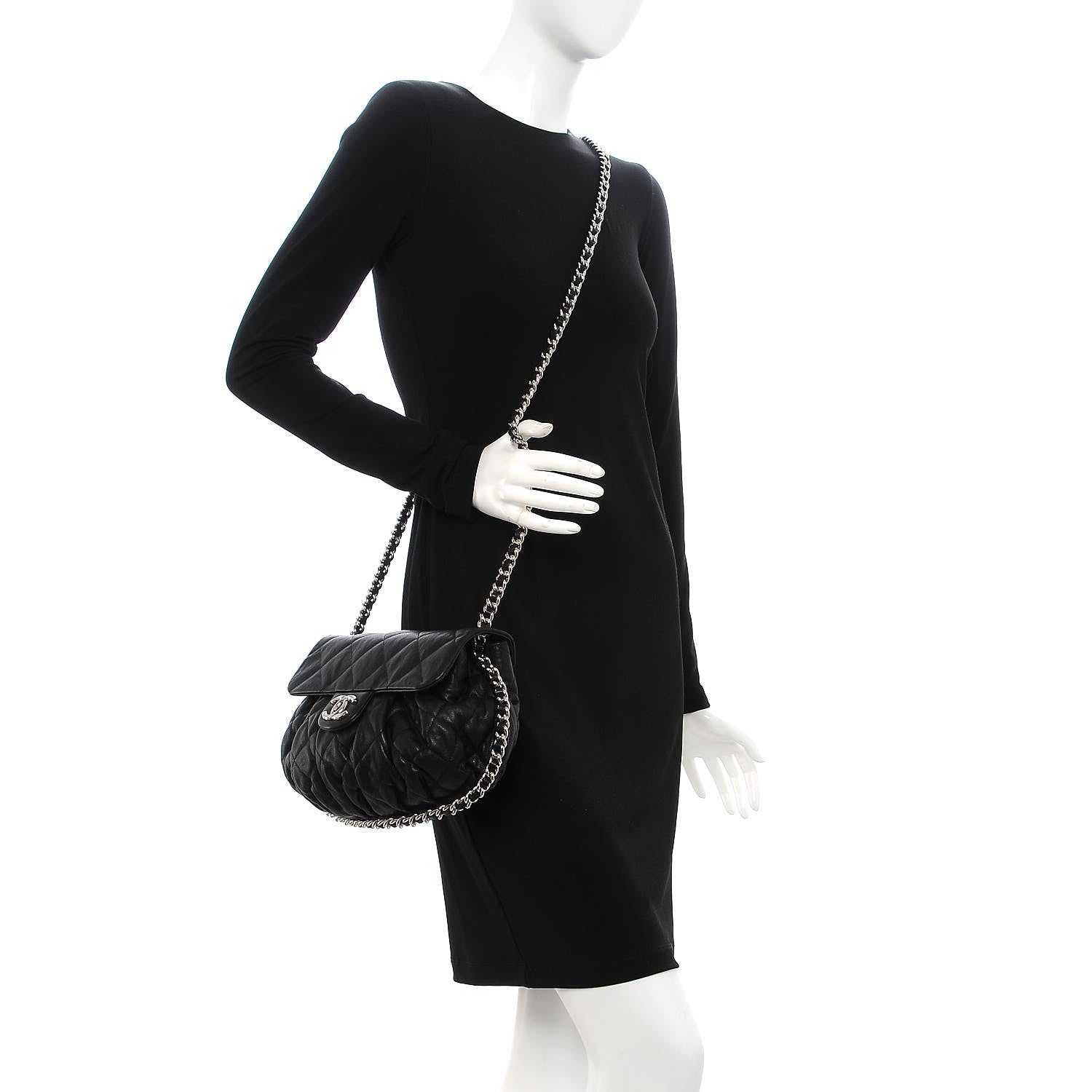 Chanel Washed Lambskin Quilted Medium Chain Around Messenger Black 2 of 8