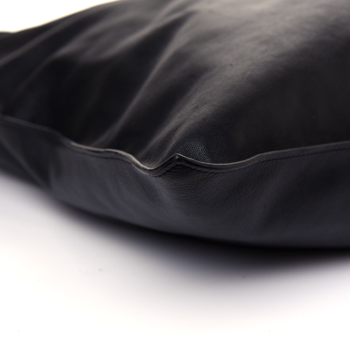 Nappa Oversized Bow Shoulder Bag Black