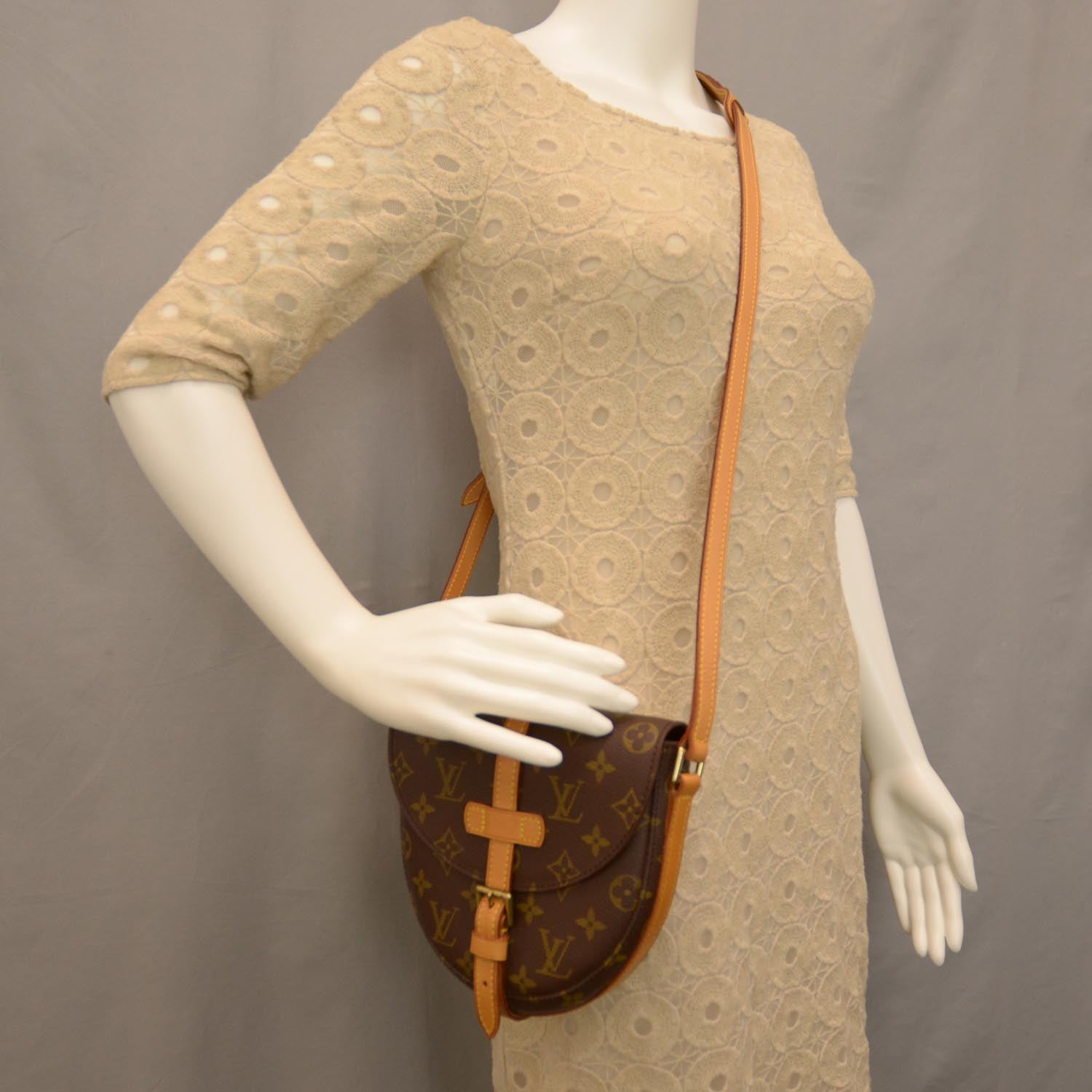 Louis Vuitton Monogram Sac Chantilly PM 2 of 8