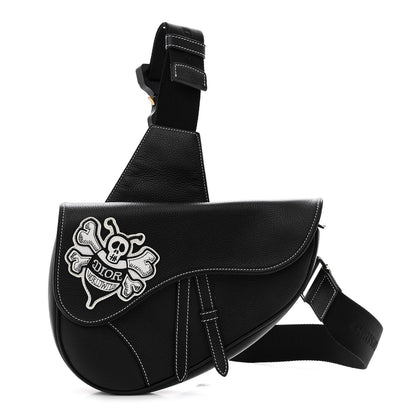Christian Dior X SHAWN STUSSY Grained Calfskin Bee Saddle Bag Black 1 of 9