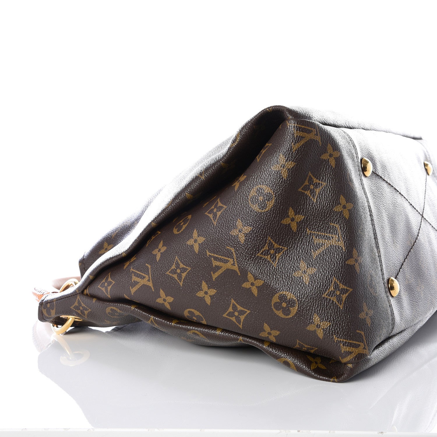 Louis Vuitton Monogram Artsy MM 7 of 11