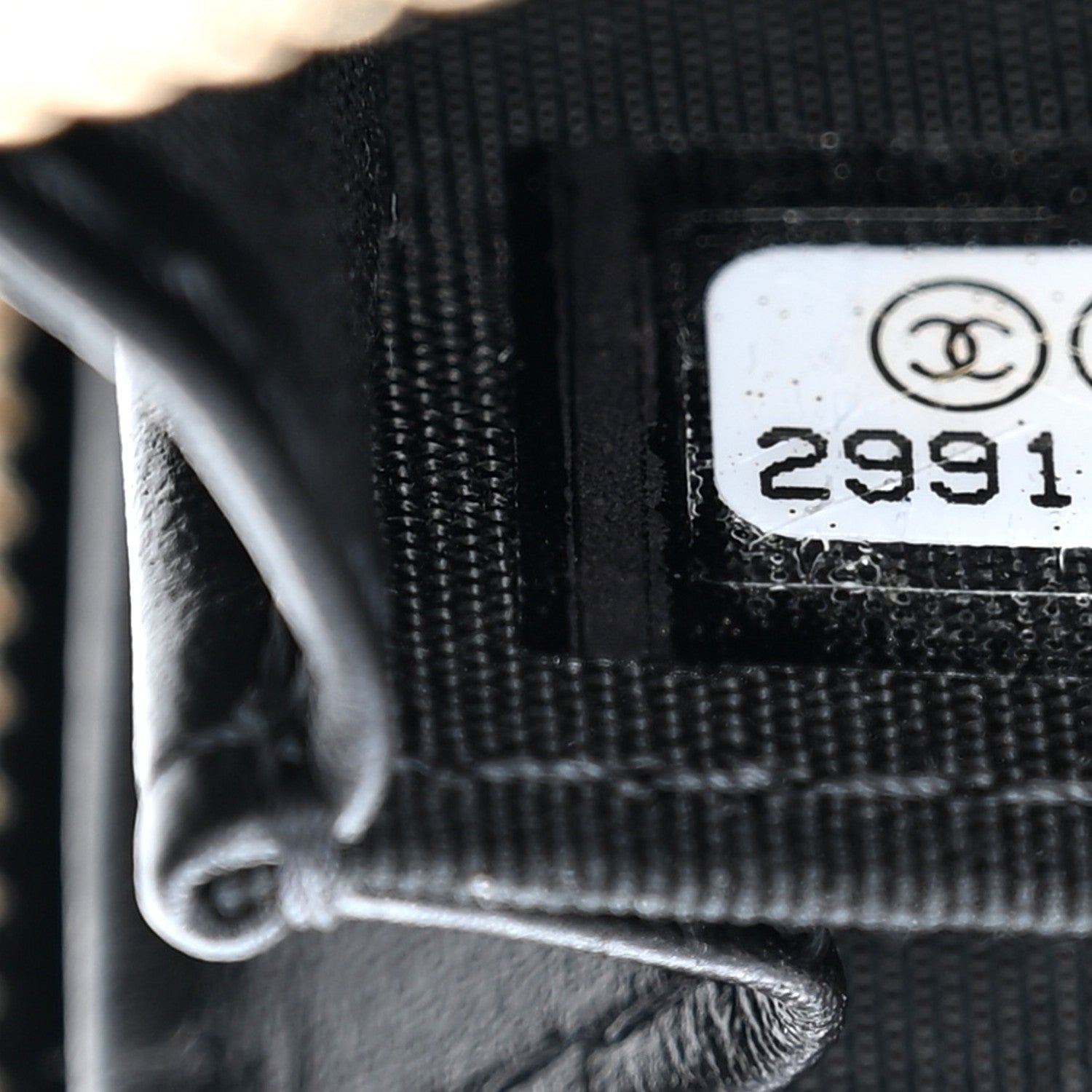 Chanel Shiny Lambskin Coin Purse Bracelet Black 7 of 9