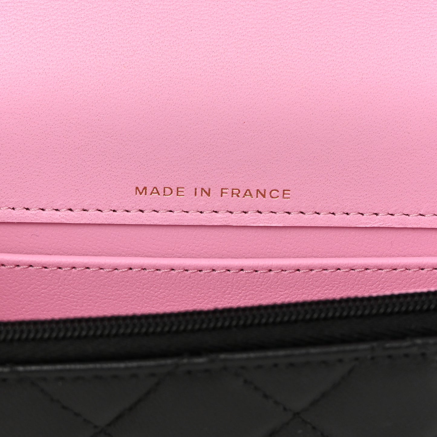 Lambskin Quilted Flap Phone Holder With Chain Black Lilac