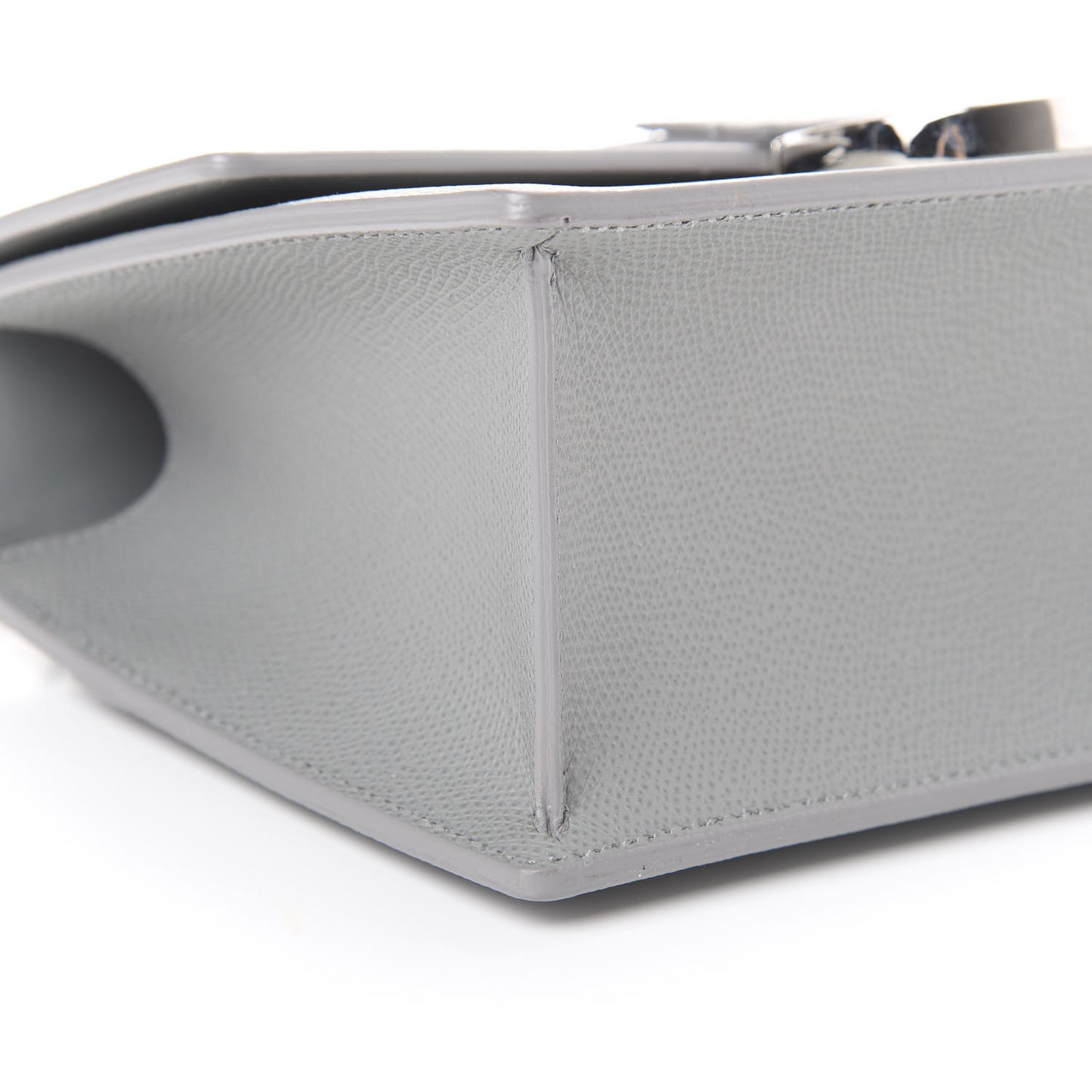 Grained Calfskin 30 Montaigne Chain Flap Bag Grey