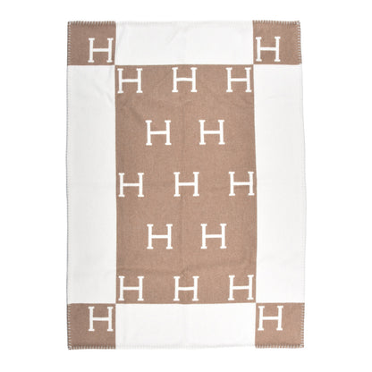 Hermes Wool Cashmere Avalon Baby Blanket Noisette Moyen White 1 of 3