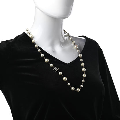 Chanel Swarovski Crystal Pearl CC Heart Necklace Gold 2 of 6