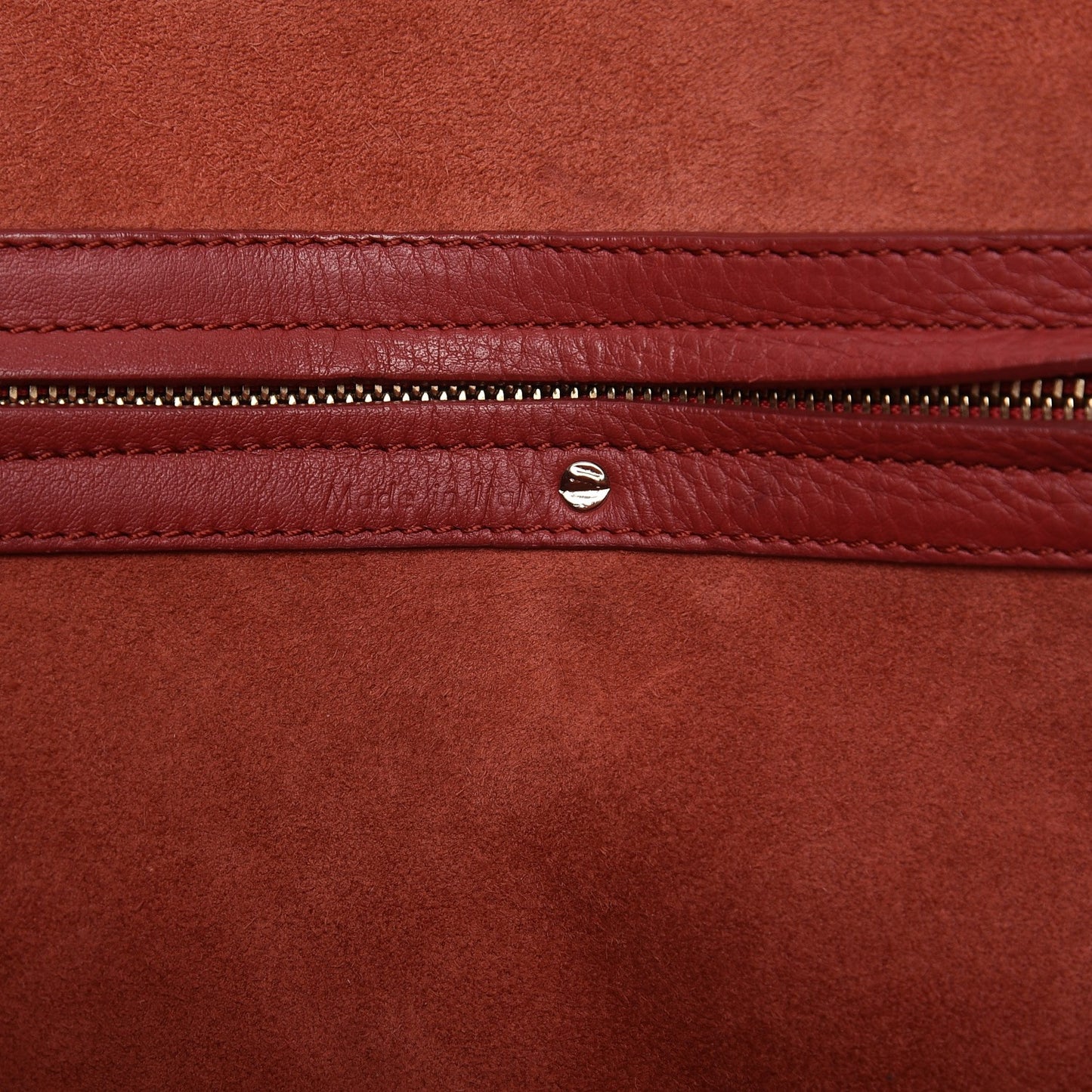 Supple Calfskin Medium Phantom Luggage Red
