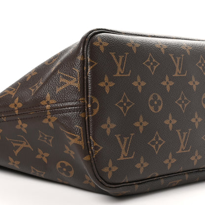 Louis Vuitton Monogram World Tour Neverfull MM 9 of 10