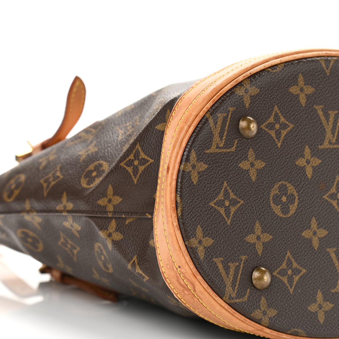 Monogram Petit Bucket 23