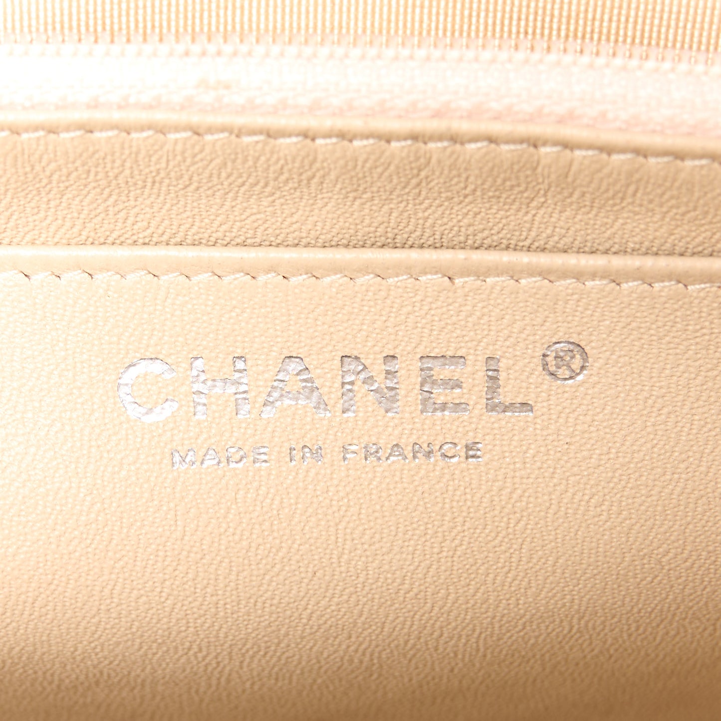 Caviar Quilted Jumbo Single Flap Beige Clair