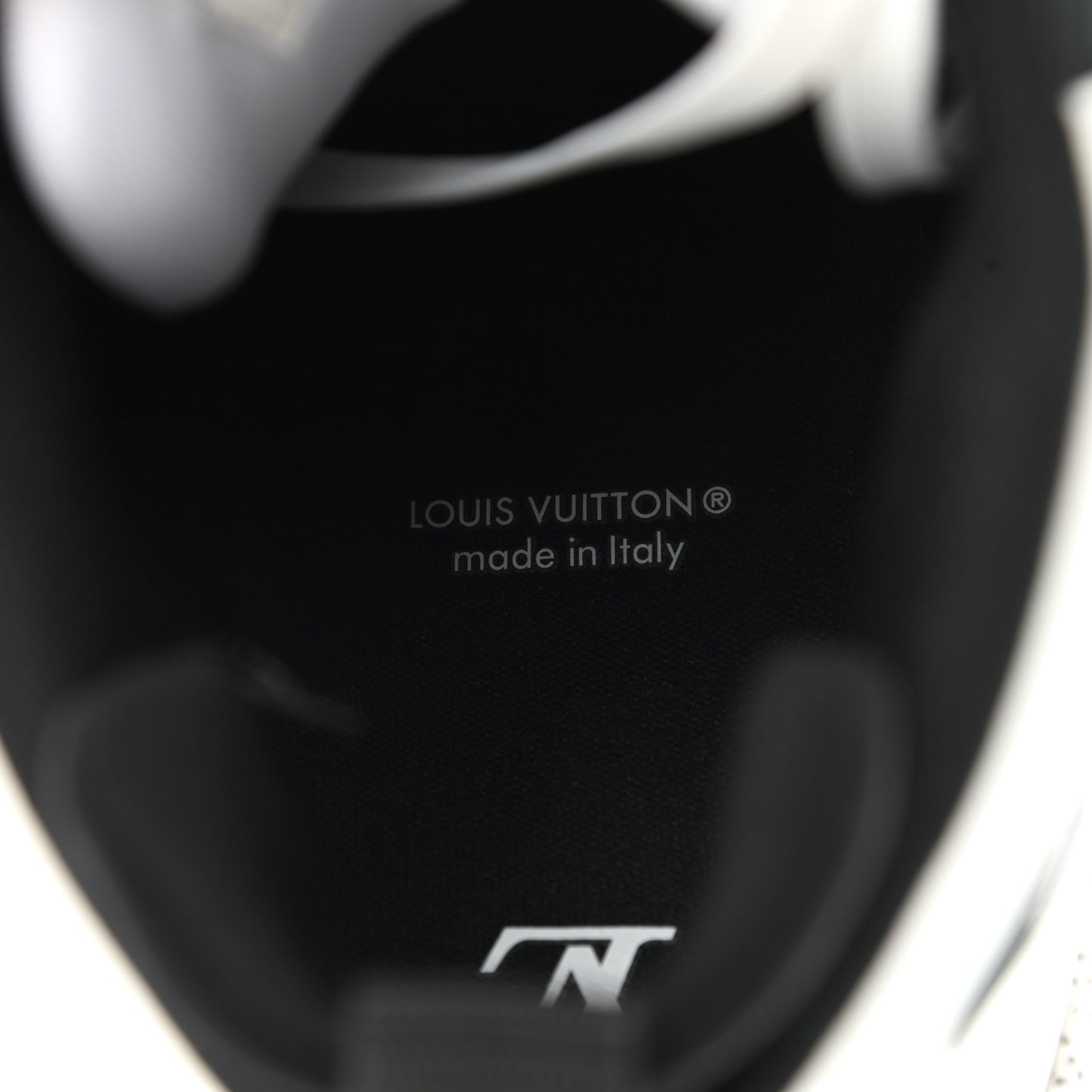 Calfskin Mens LV Trainer 2 Sneaker 11 White