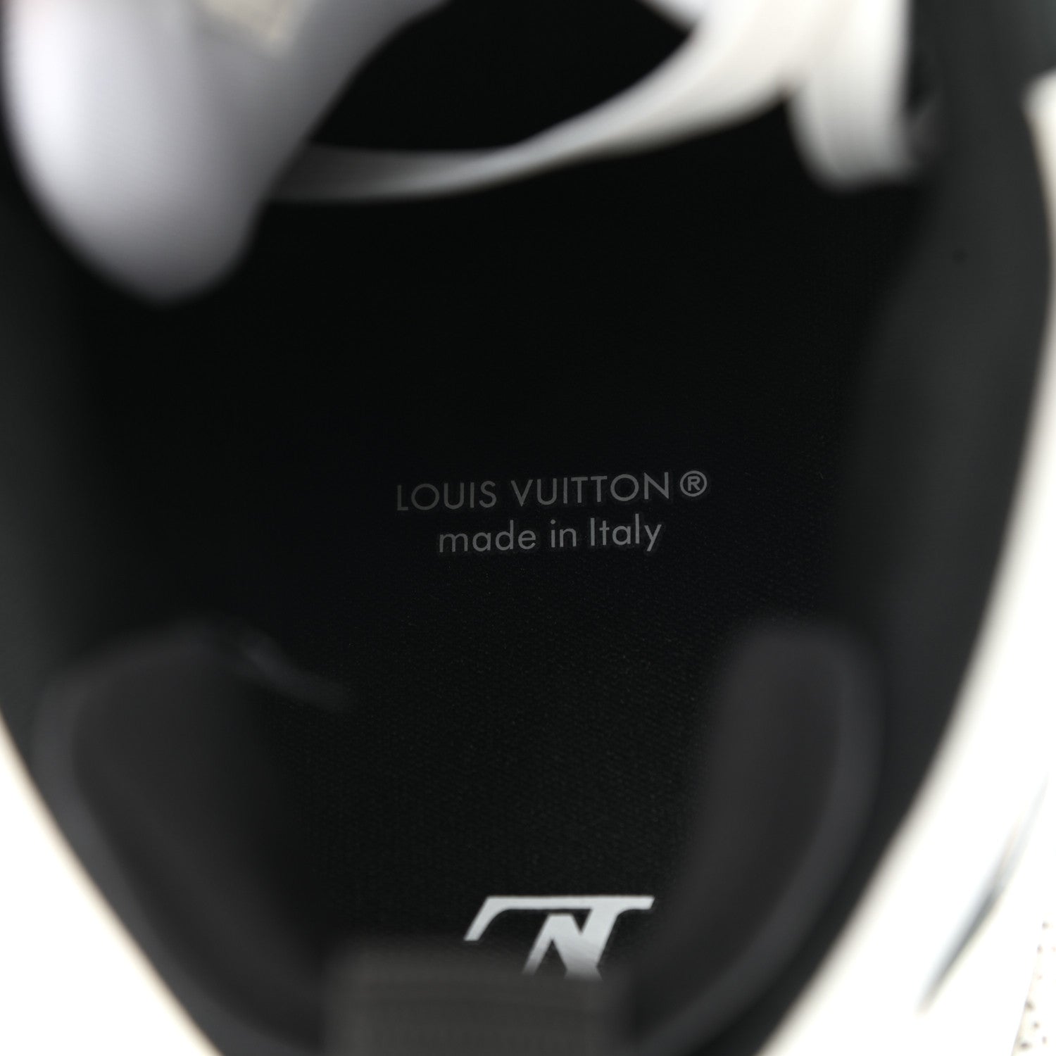 Louis Vuitton Calfskin Mens LV Trainer 2 Sneaker 11 White 8 of 9