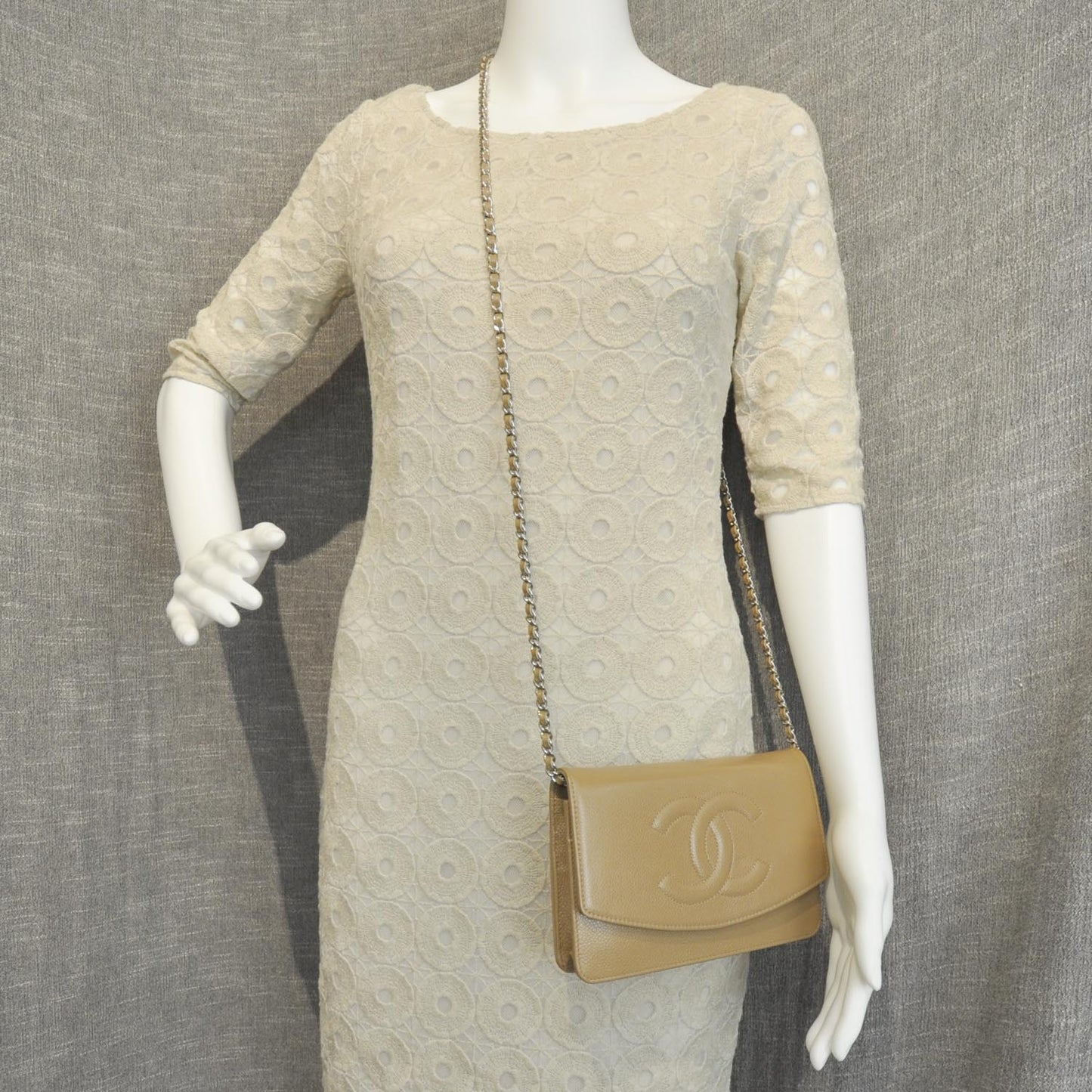 Caviar Wallet on Chain WOC Beige