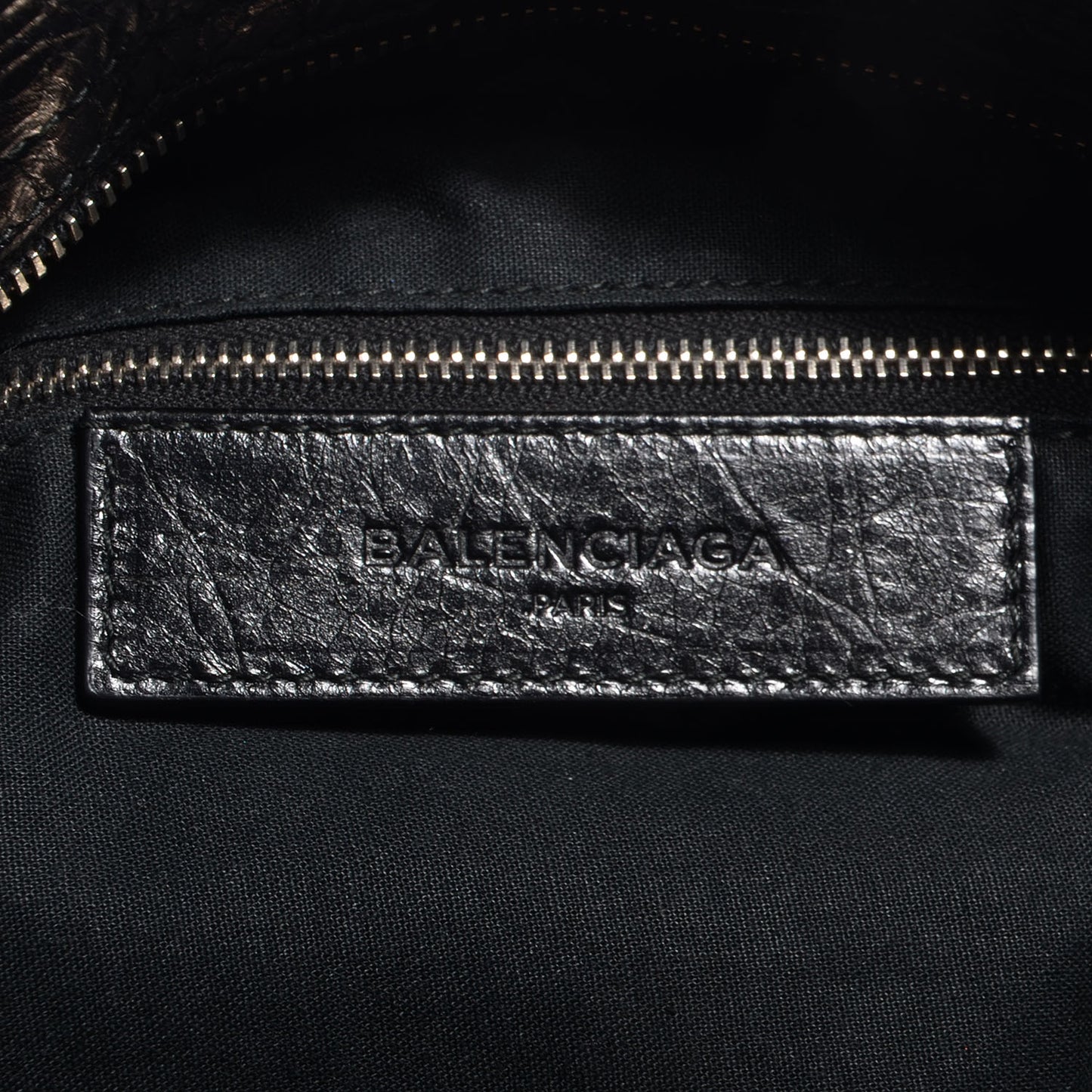 Agneau Giant 12 Silver Hardware Town Black