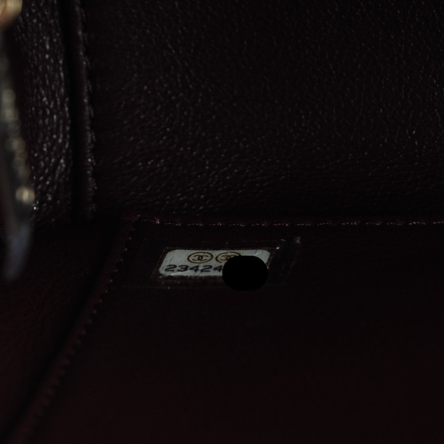 Caviar Quilted Medium Business Affinity Flap Black