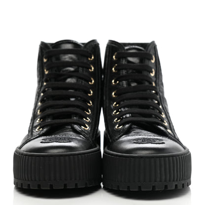 Chanel Aged Calfskin Lace Up Cap Toe Sneakers 36 Black White 2 of 9