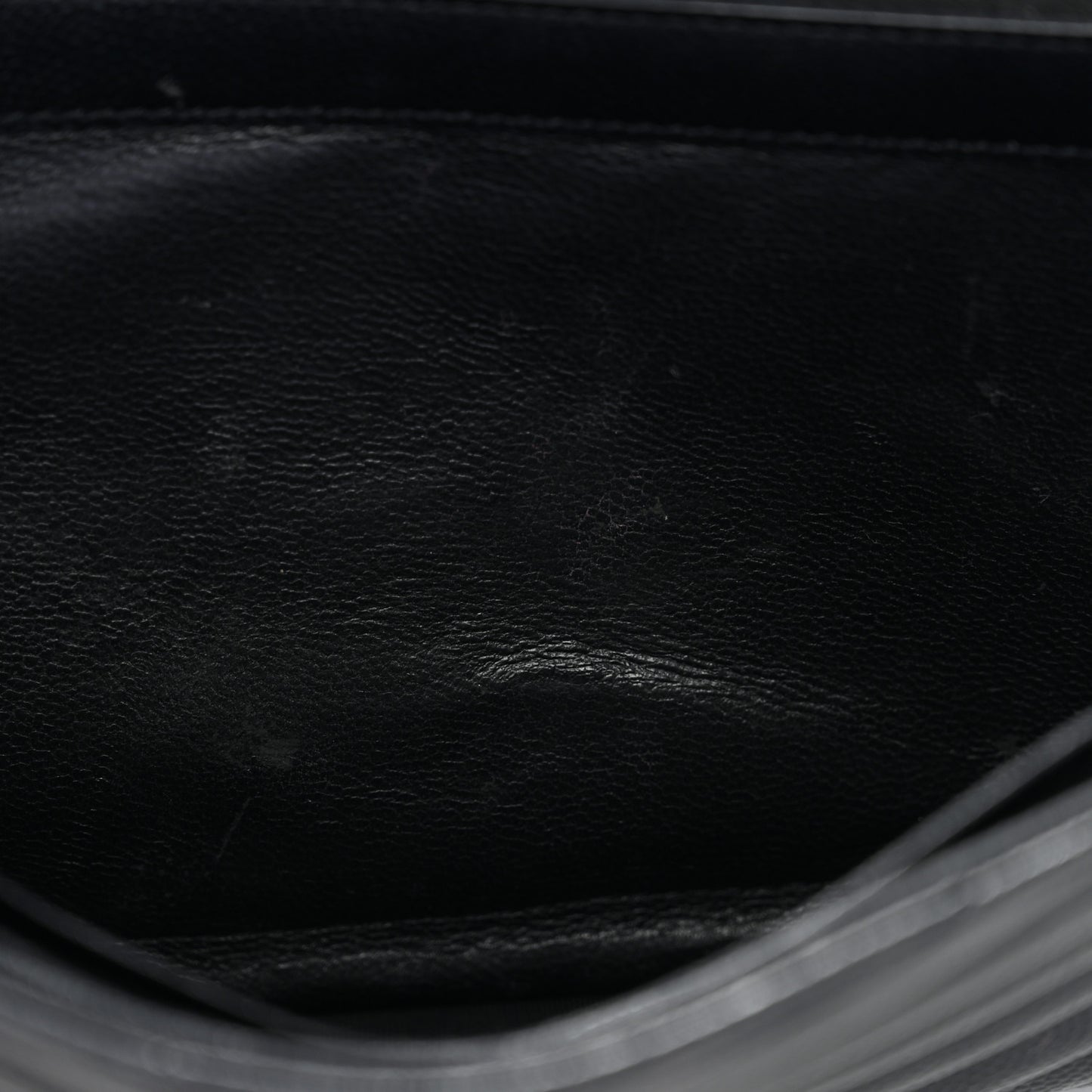Grain De Poudre Matelasse Chevron Monogram Chain Wallet Black