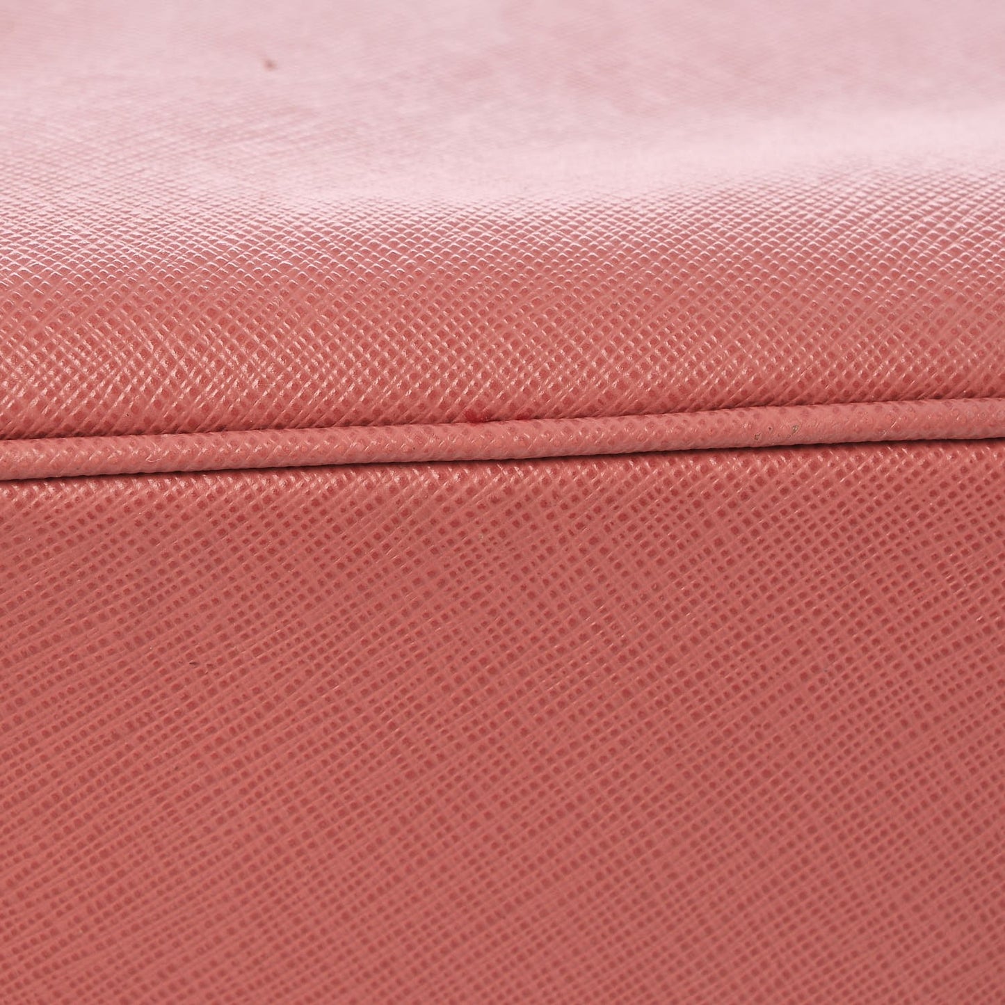Saffiano Lux Large Tote Tamaris