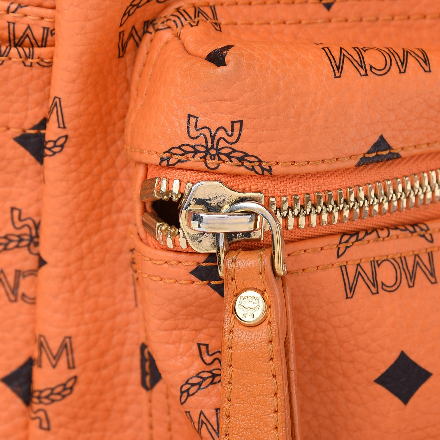 Visetos Side Stud Medium Stark Backpack Orange
