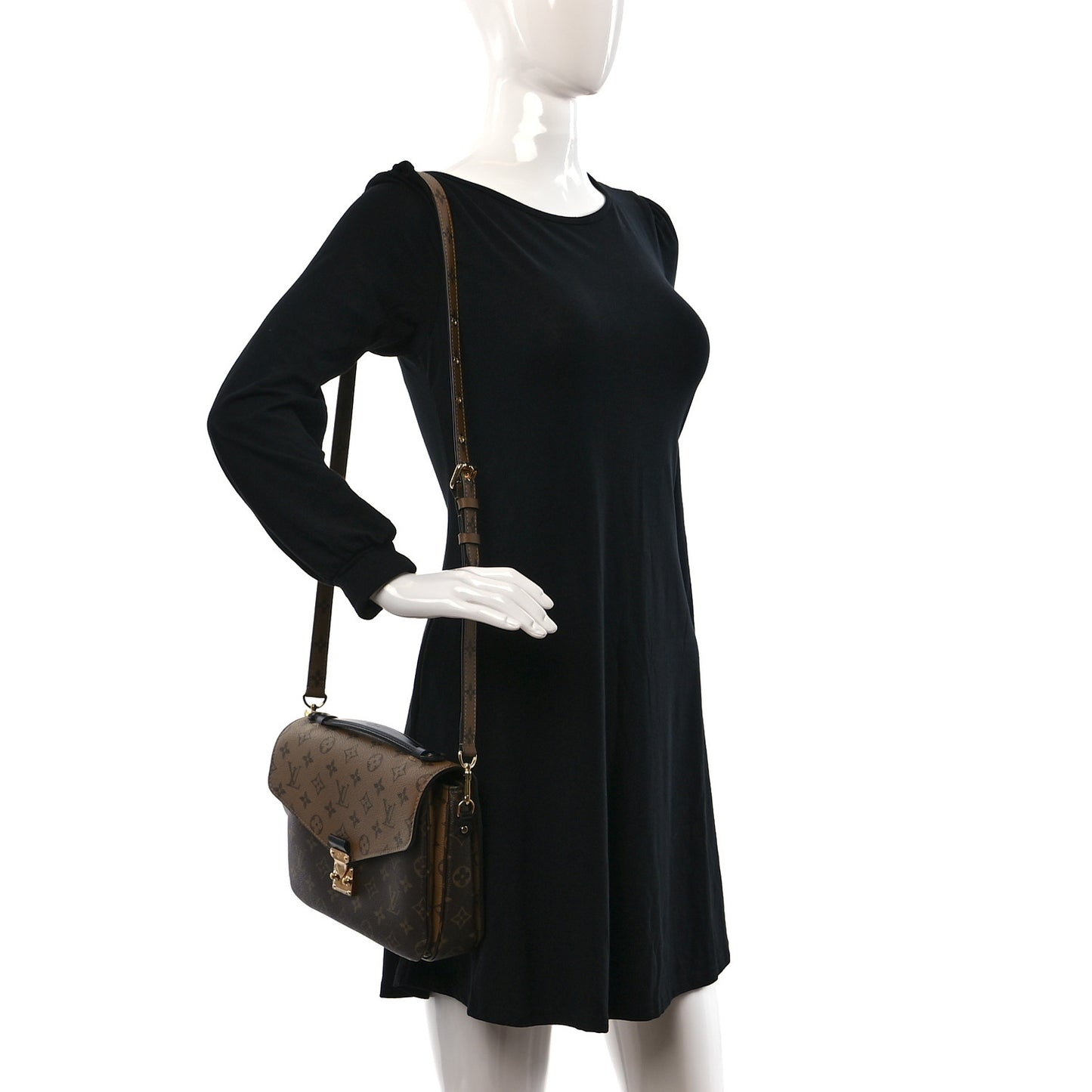 Reverse Monogram Pochette Metis