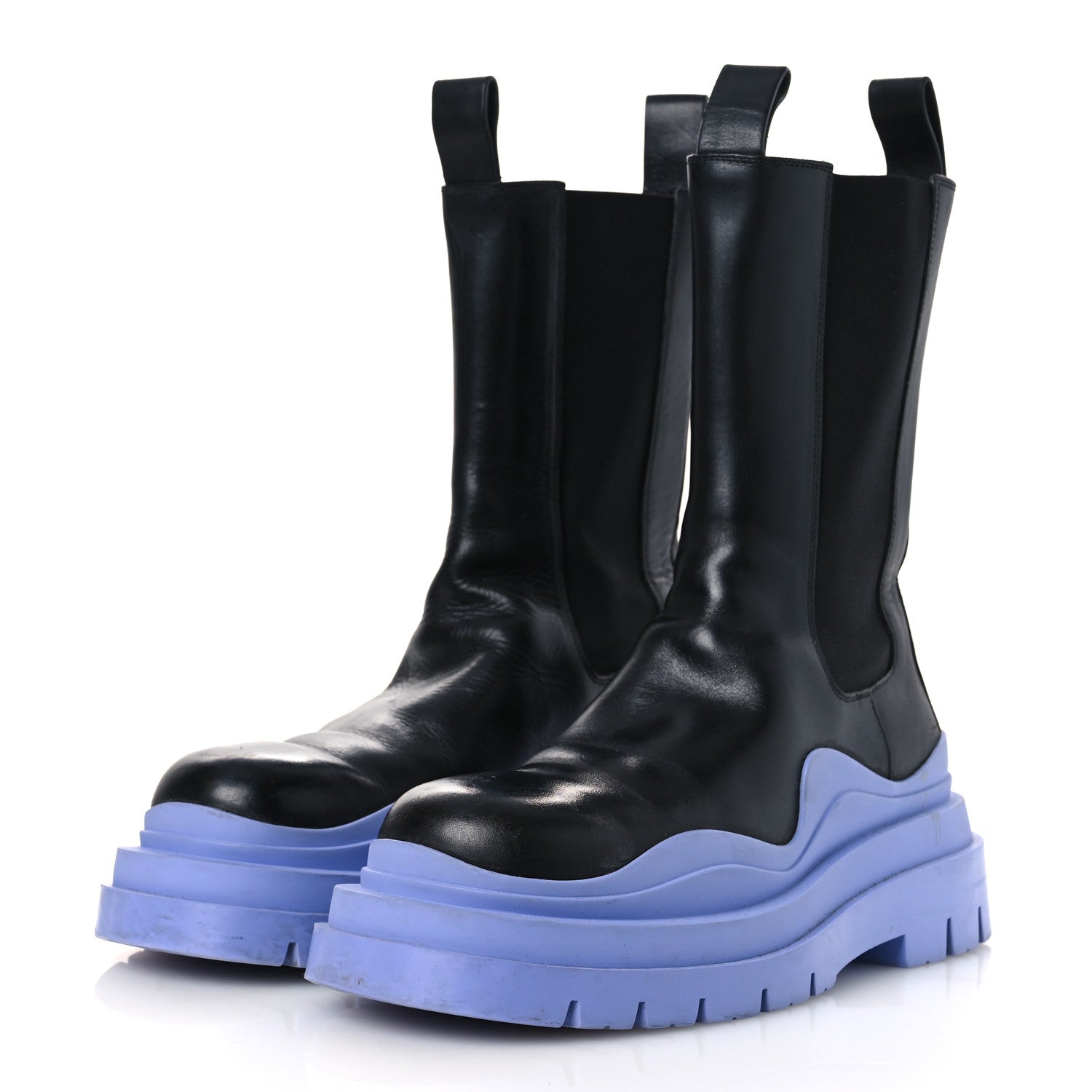 Bottega Veneta Calfskin The Tire Chelsea Boots 40 Black Periwinkle