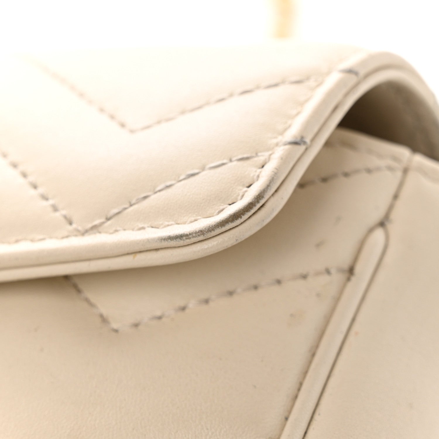 Gucci Calfskin Matelasse Super Mini GG Marmont Shoulder Bag White 21 of 23