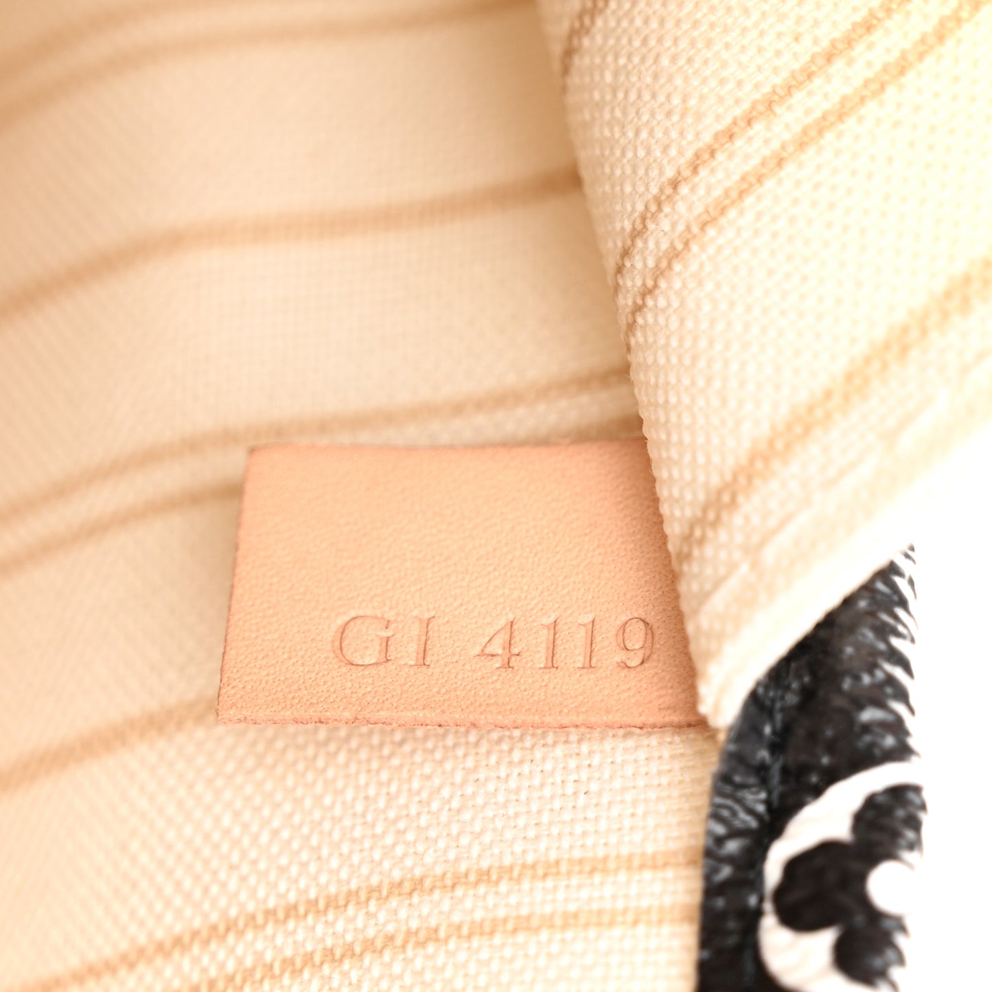 Monogram Giant Jungle Neverfull MM Ivory