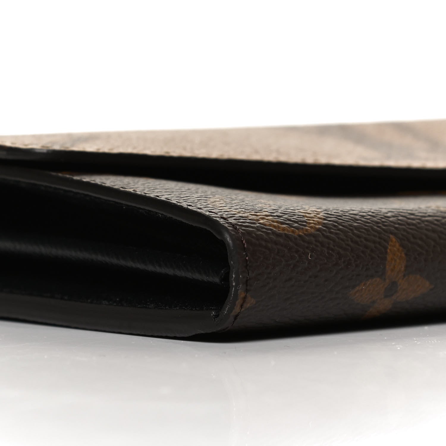Louis Vuitton Reverse Monogram Giant Sarah Wallet 7 of 9