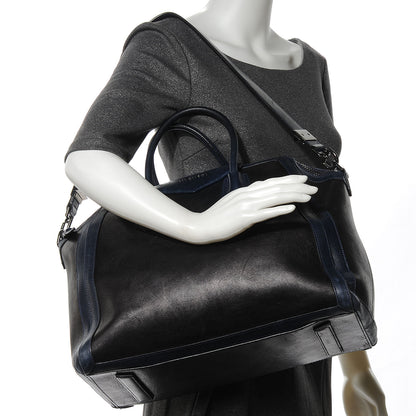Givenchy Calfskin Large Bi-Color Antigona Black Navy 2 of 8