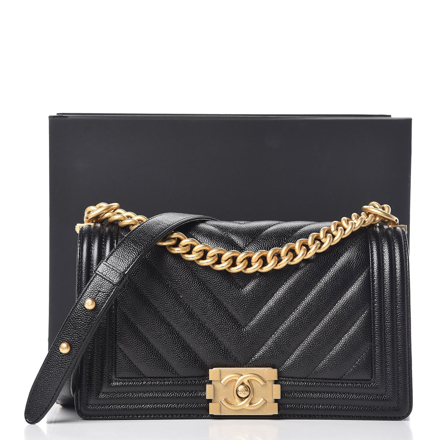 Caviar Chevron Quilted Medium Boy Flap Black