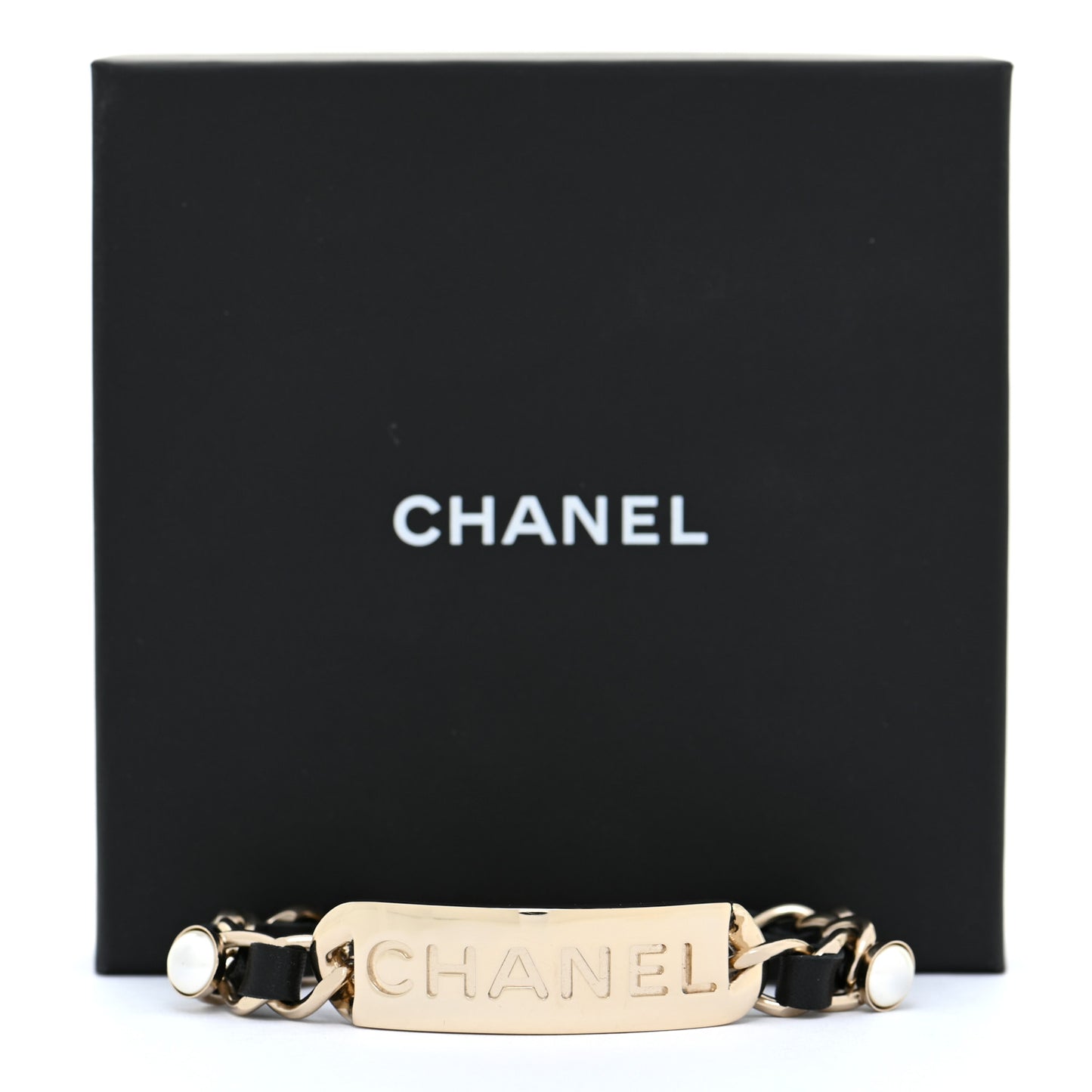 Metal Lambskin Pearl Name Plate Bracelet Black Gold