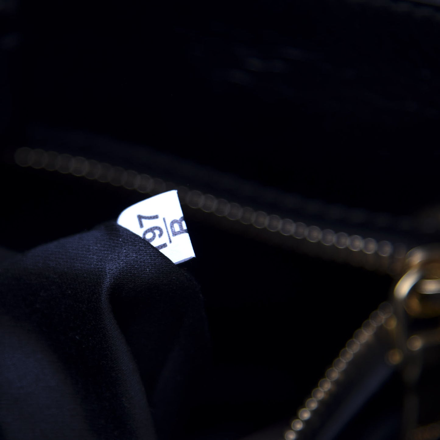 Vitello Shine Double Zip Tote Black
