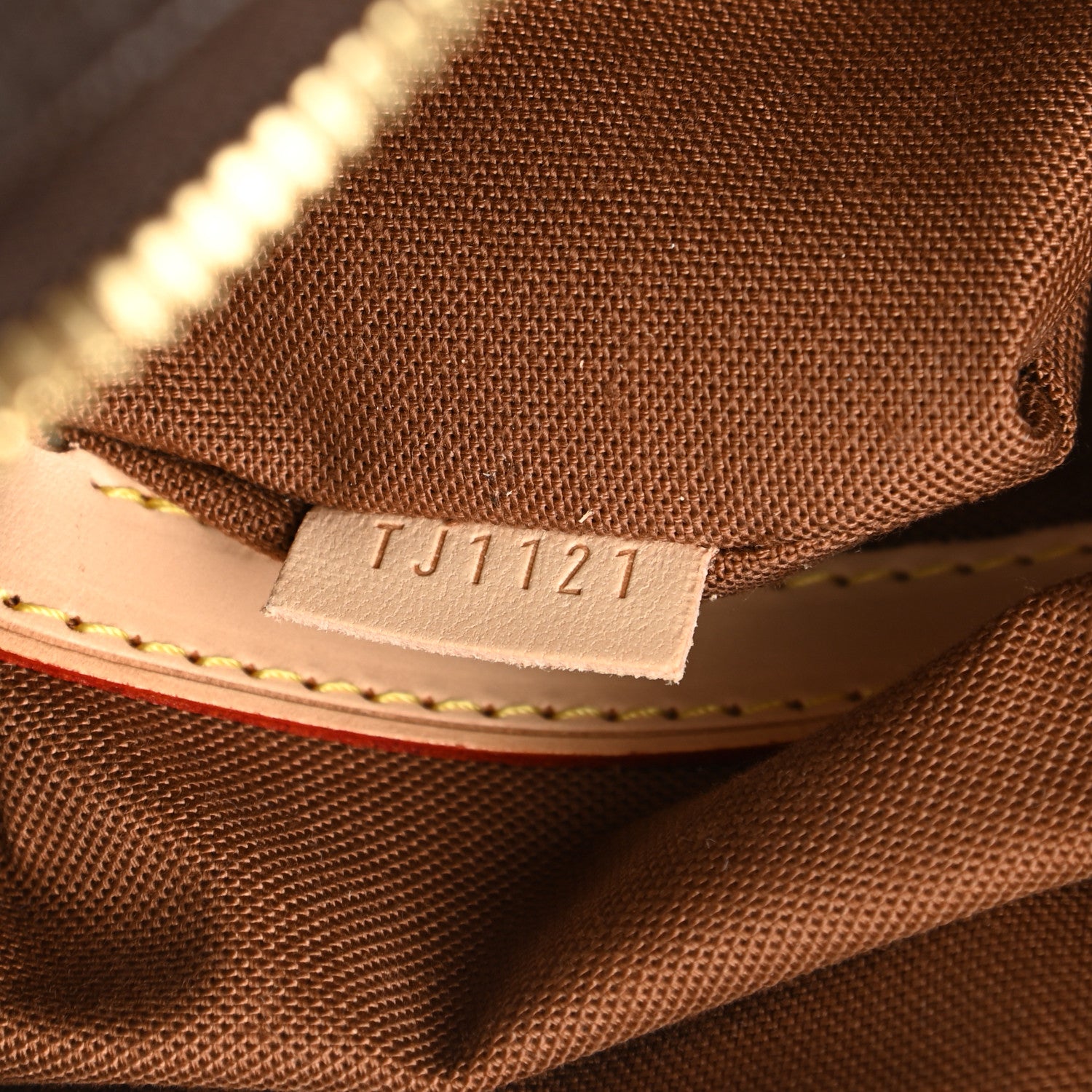 Louis Vuitton Monogram Carryall 7 of 10