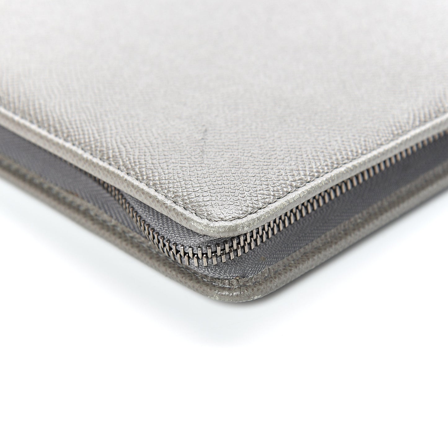 Grainy Calfskin Zip Around Organizer Grey