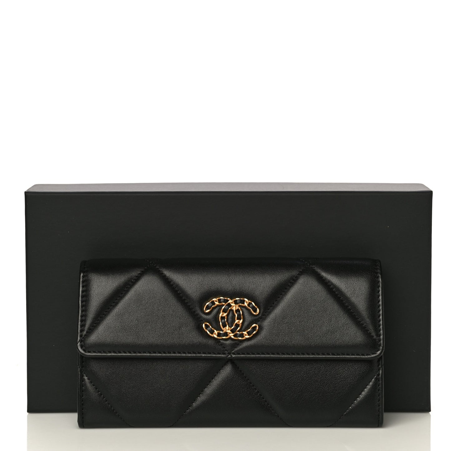 Lambskin Quilted Chanel 19 Flap Wallet Black