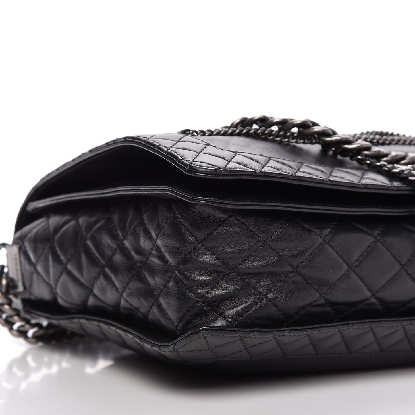 Calfskin Enchained XL Boy Flap Black