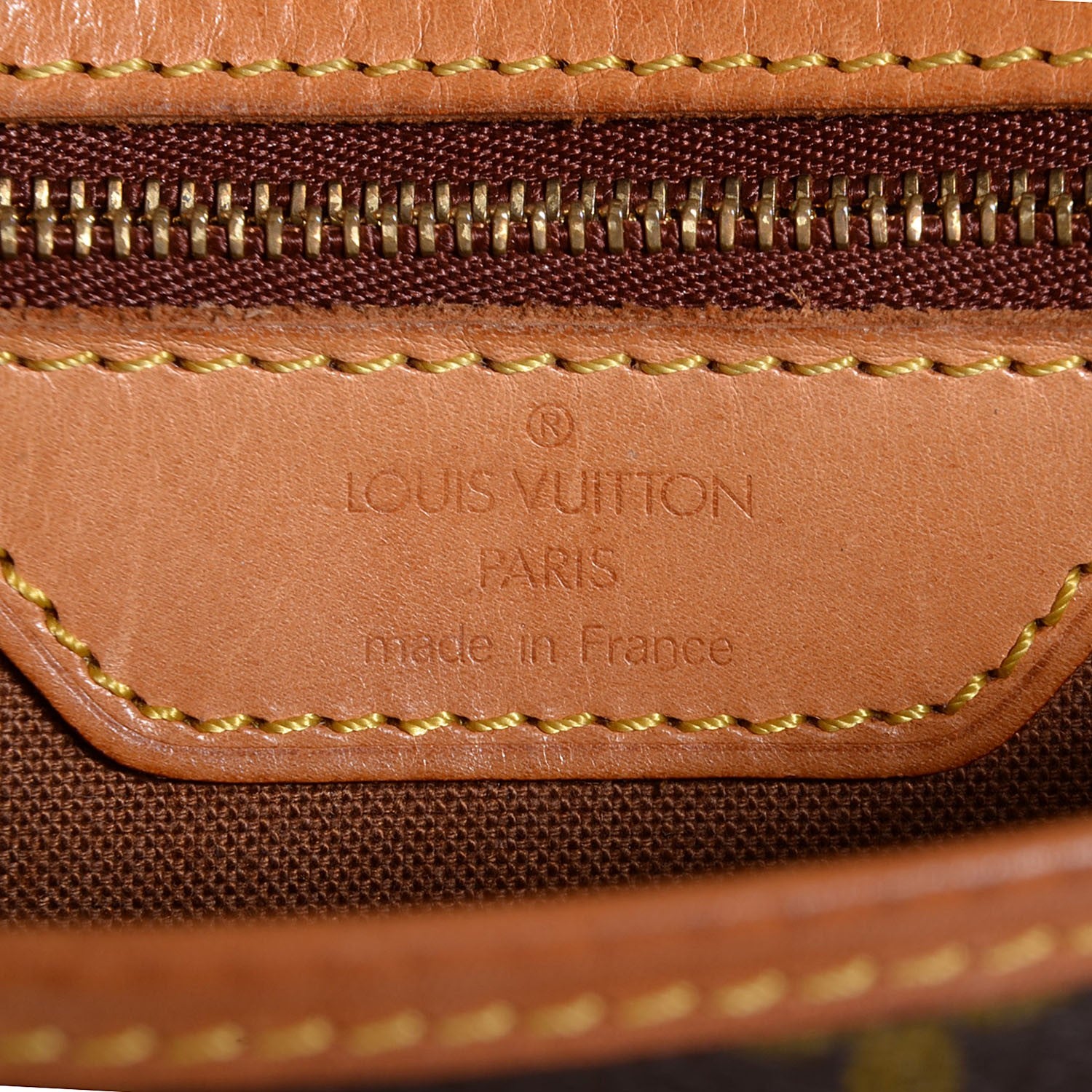 Louis Vuitton Monogram Sac Gibeciere 7 of 7