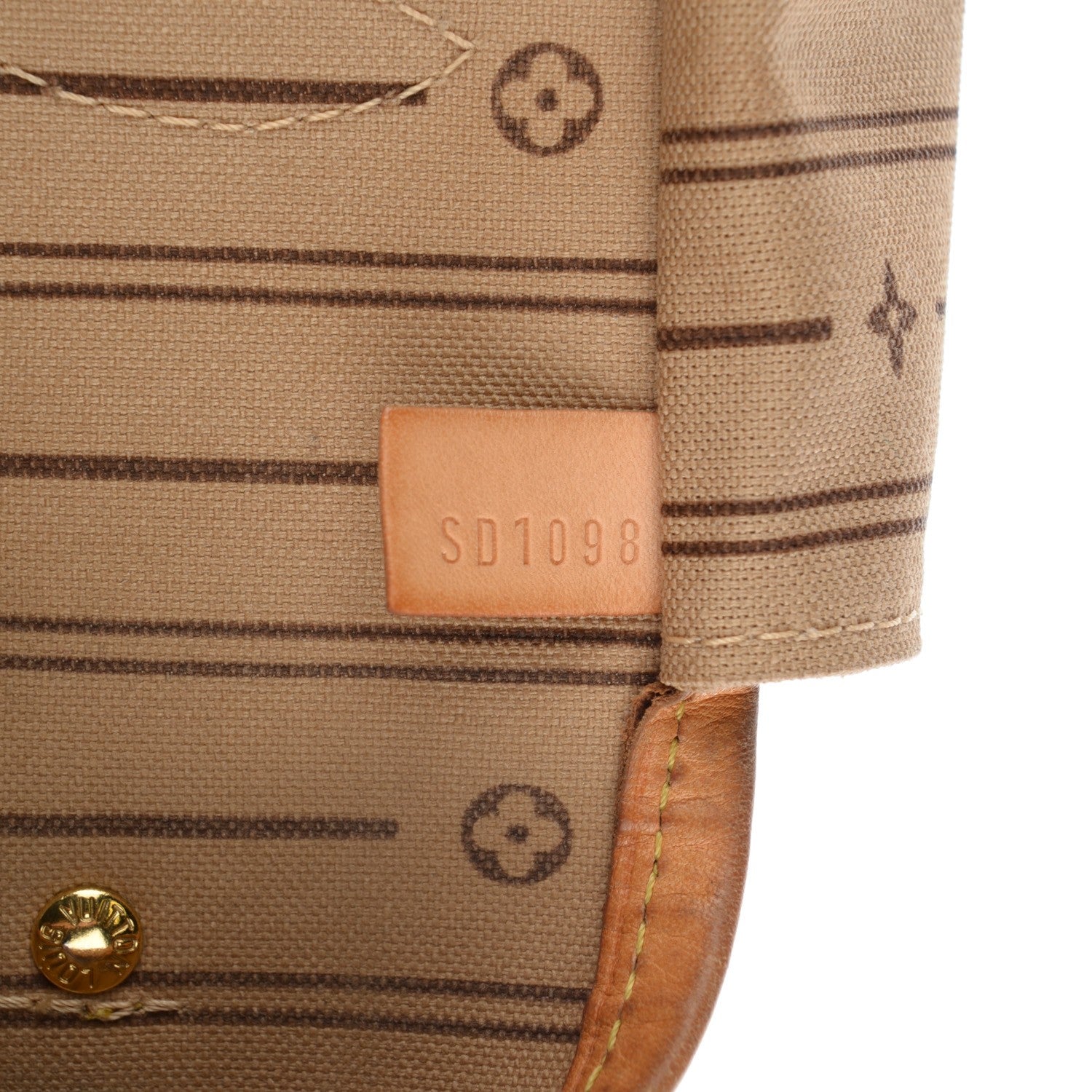 Louis Vuitton Monogram Neverfull MM 10 of 20